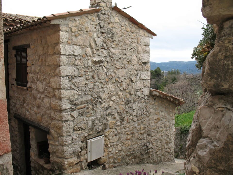 Plant, Property, Window, Building, Sky, House, Rural Area, Landscape, Cottage, Facade
