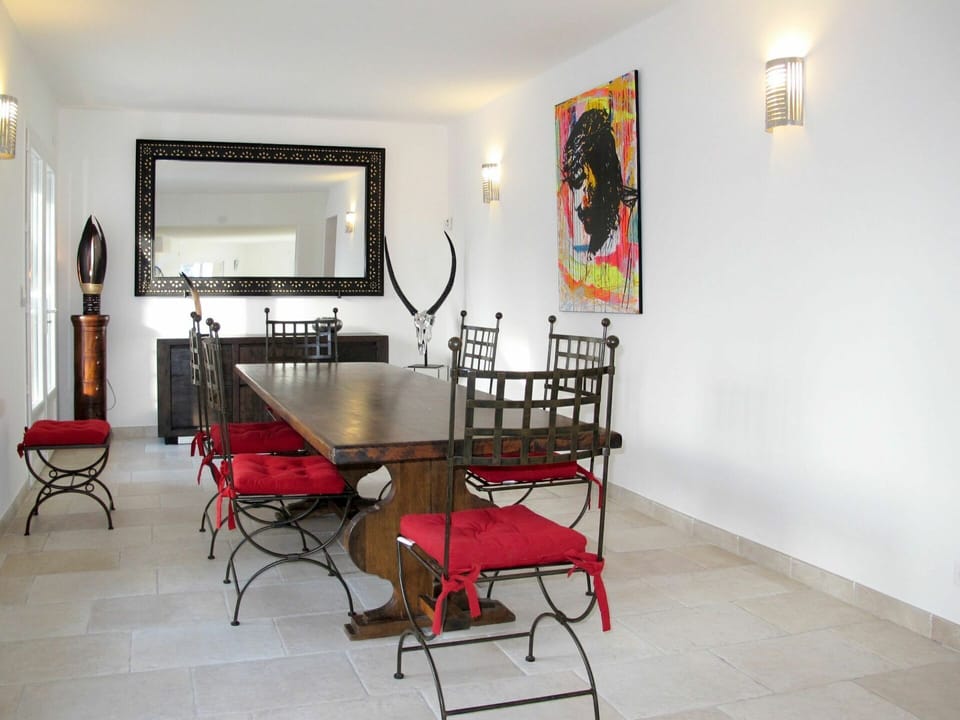 Table, Picture Frame, Furniture, Building, Property, Chair, Hall, Wood, Interior Design, House