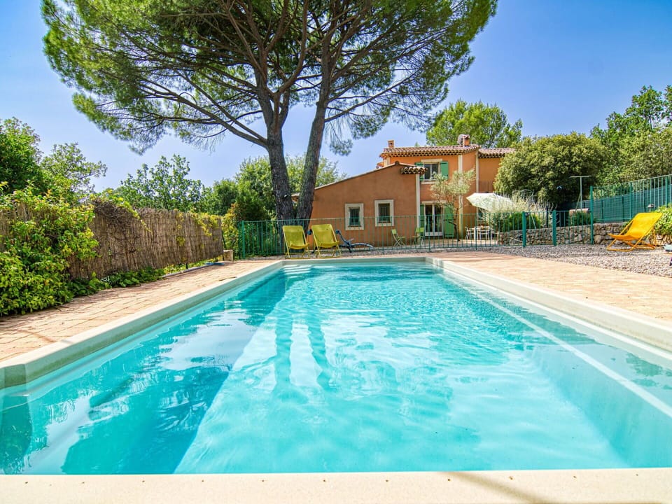 Water, Plant, Property, Sky, Swimming Pool, Building, Nature, Azure, Tree, Shade