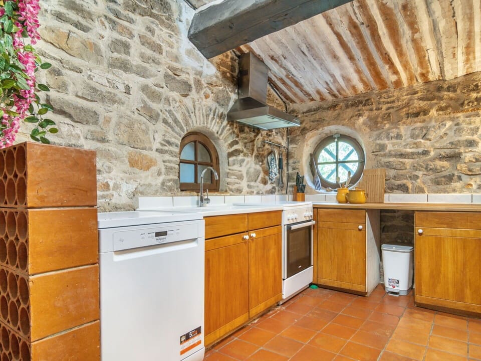 Countertop, Cabinetry, Property, Furniture, Tap, Sink, Kitchen Appliance, Wood, Kitchen, Interior Design