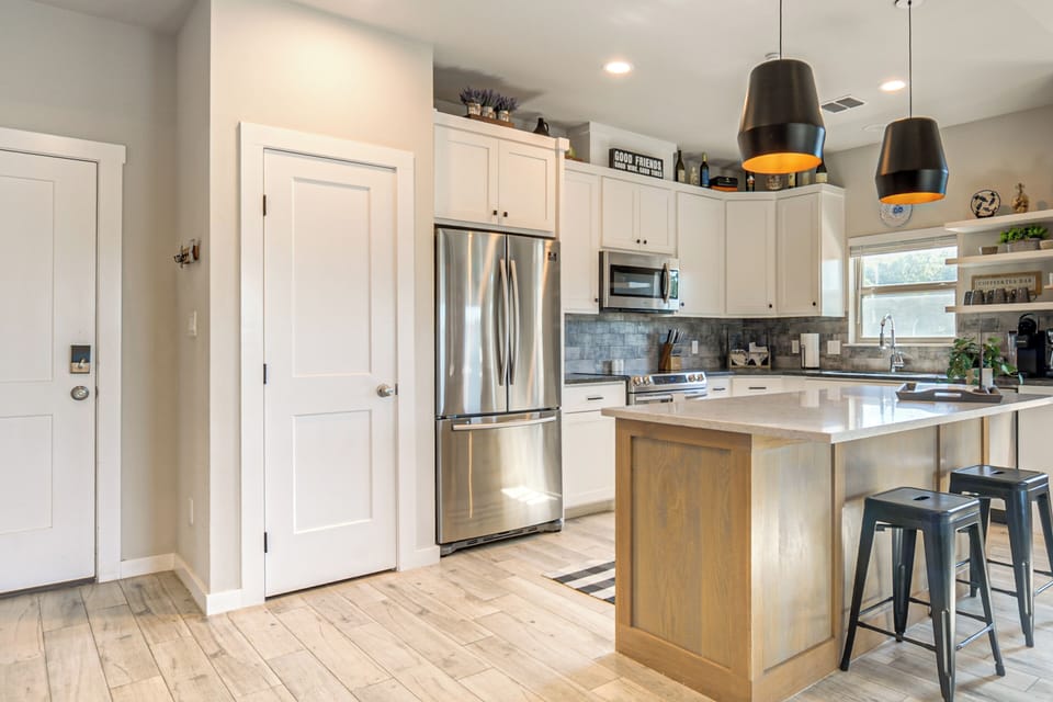 Chef's Kitchen | Cooking Basics Supplied