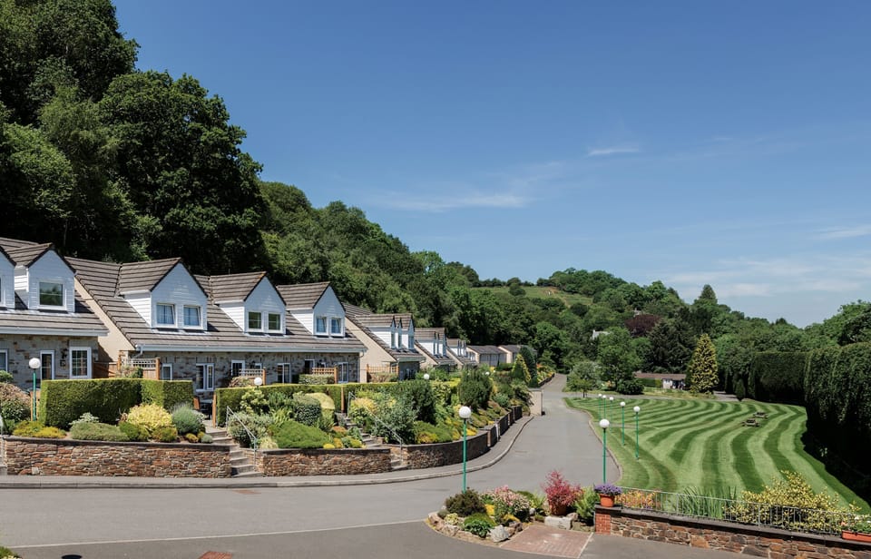 Crylla Valley Cottages Estate