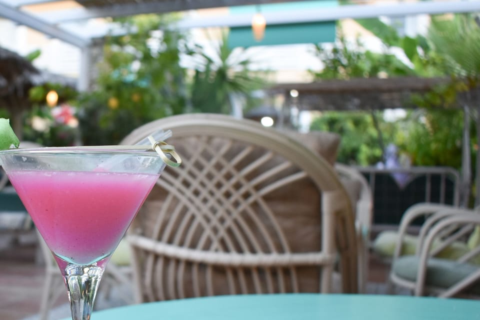 Èmar Corfu- restaurant ‘’Bouyata’’ and the lounge "Malibu".
