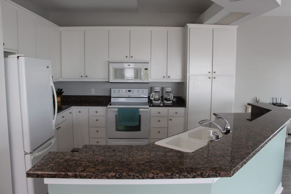 Kitchen with ice maker