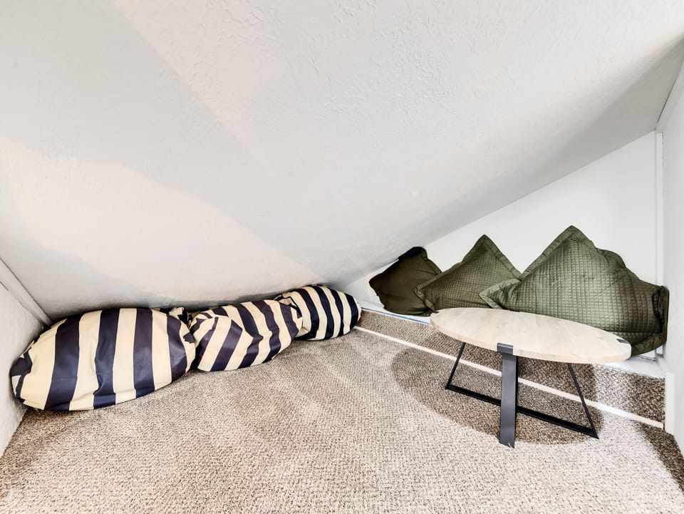 Top Level - Bedroom 4
