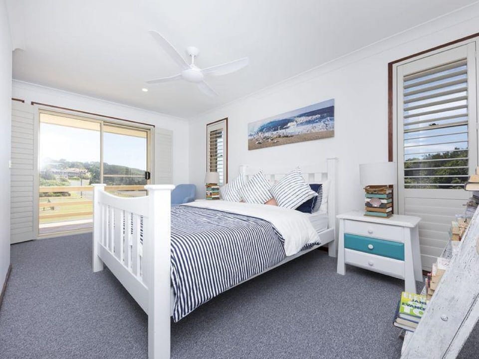 Top level queen bed