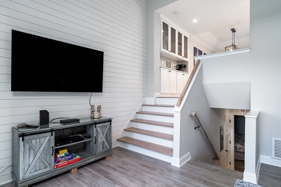 The 2nd level great room with large Smart TV