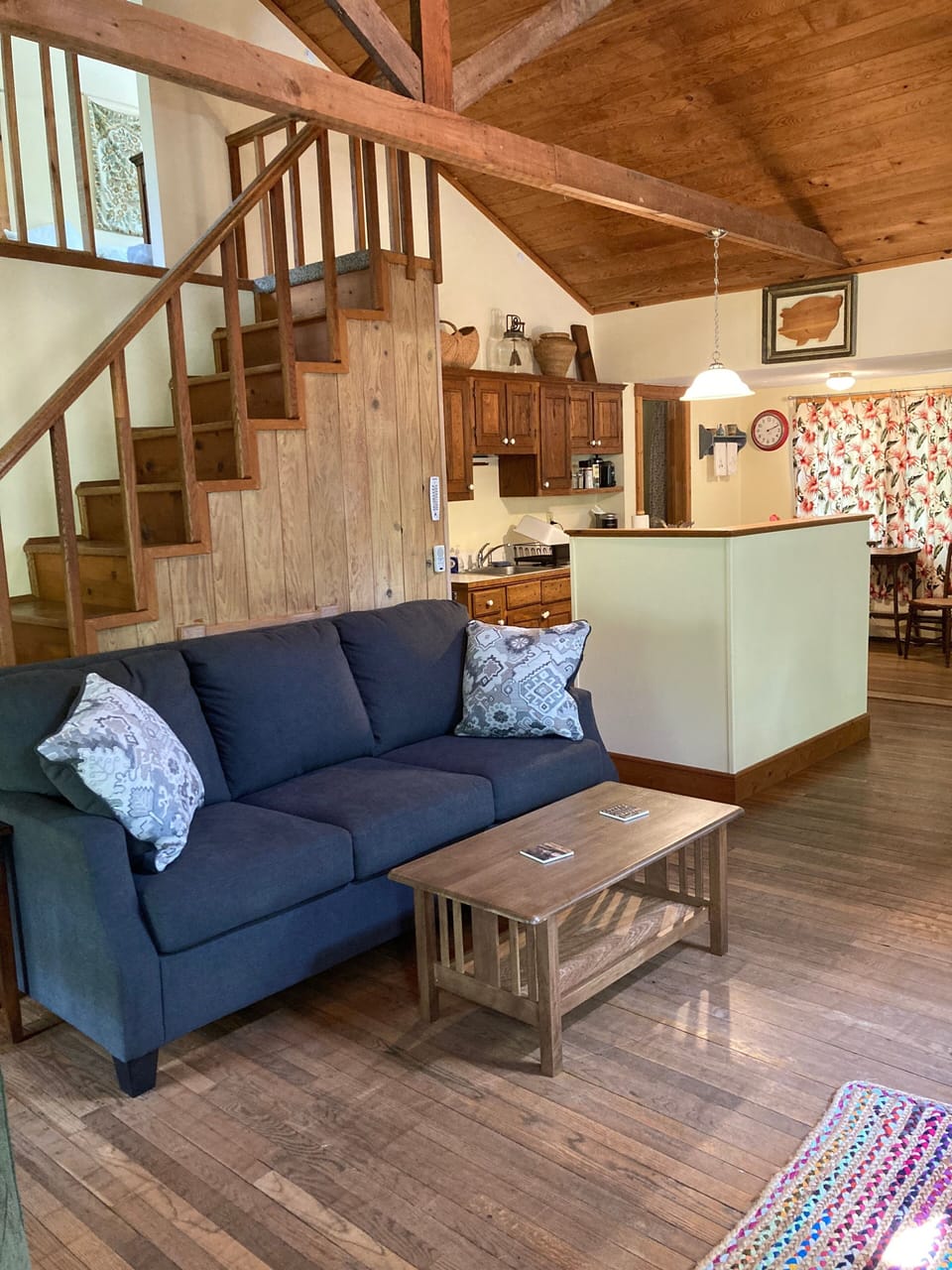 living room and kitchen view