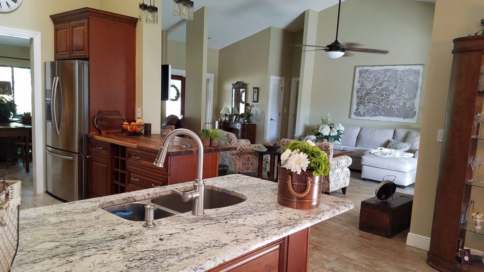 Kitchen & Living Room