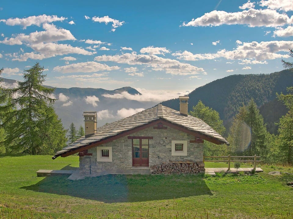 Cloud, Sky, Plant, Mountain, Property, Building, Ecoregion, Natural Landscape, Tree, Natural Environment