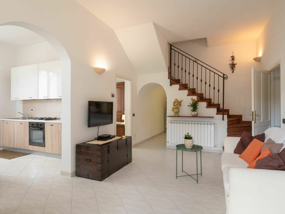 Building, Furniture, Plant, Cabinetry, Houseplant, Television, Wood, Chest Of Drawers, Table, Drawer