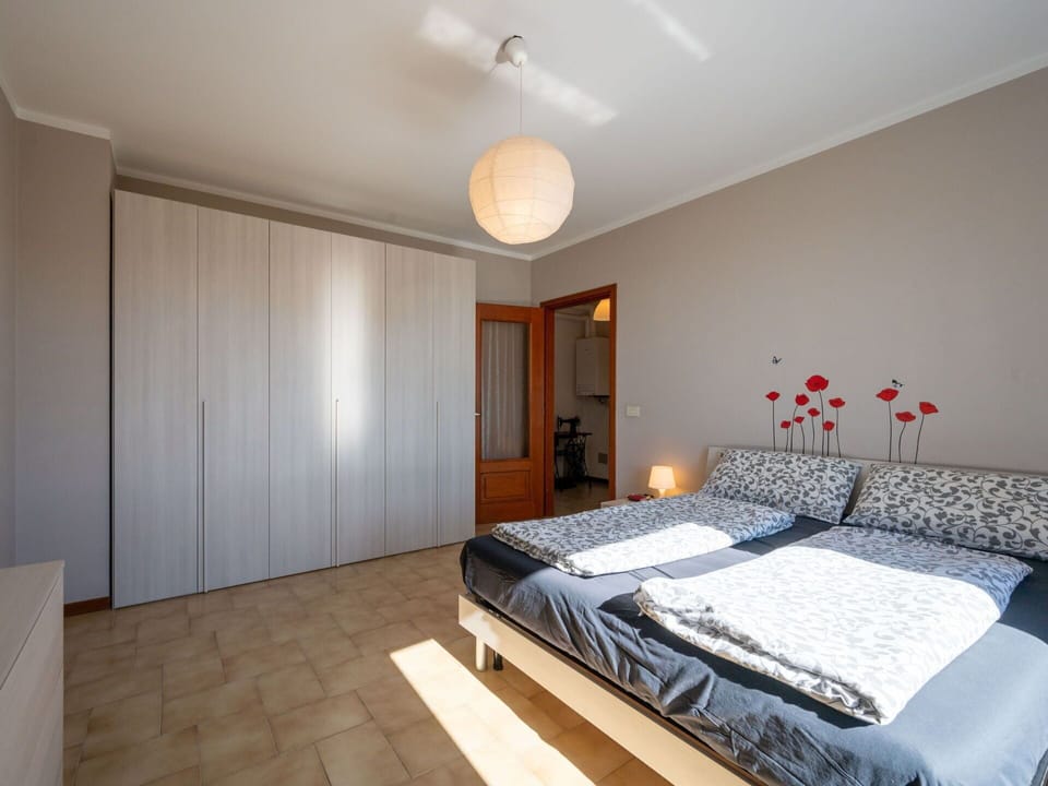 Property, Building, Comfort, Lighting, Wood, Interior Design, House, Bed, Flooring