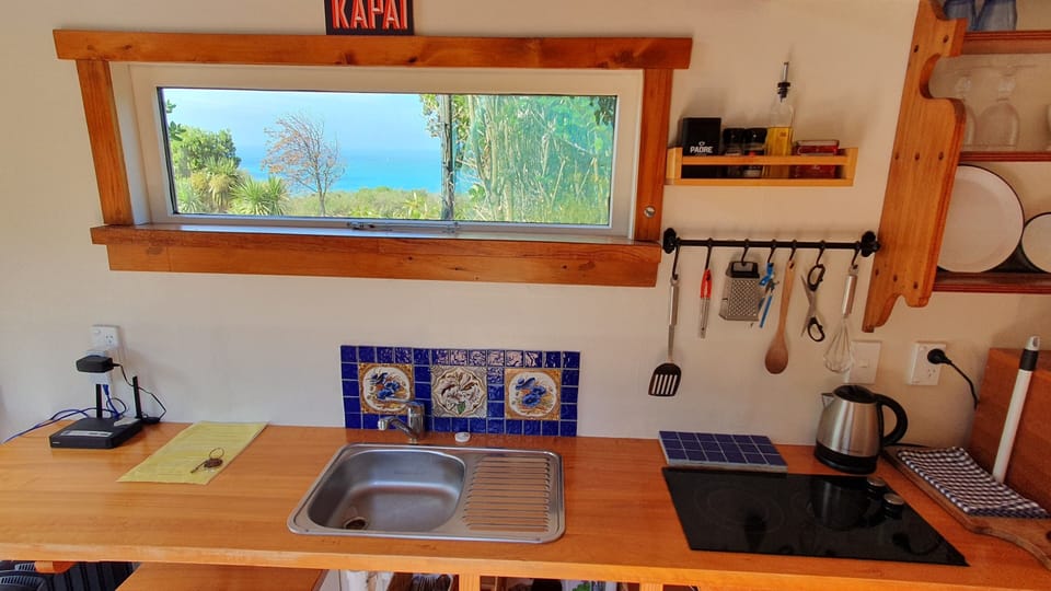 View Pacific Ocean from kitchen