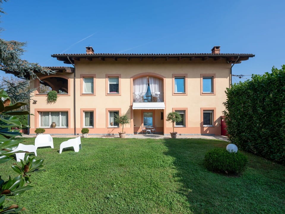 Residential Area, House, Facade, Home, Human Settlement, Estate, Door, Balcony, Hacienda, Farmhouse
