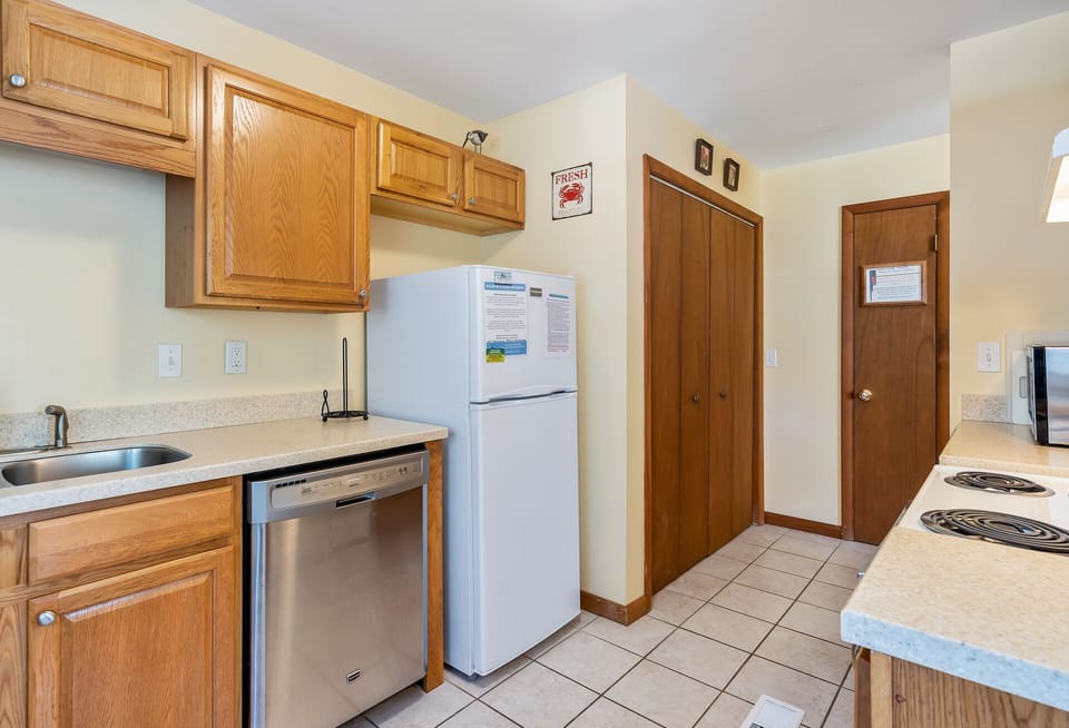 The Chef in your family will just love this Kitchen....