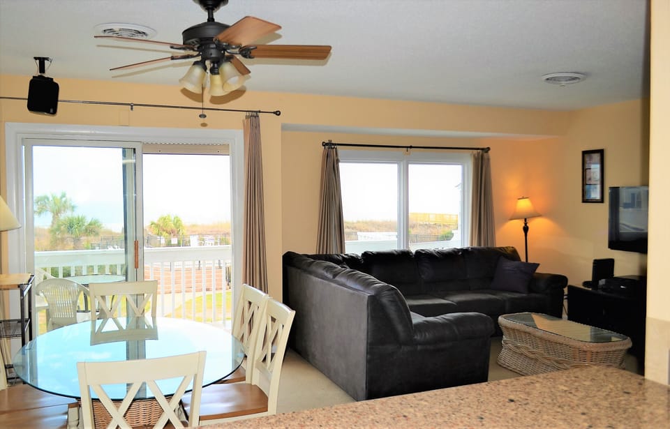 Ocean Views & Balcony Access from Dining Area