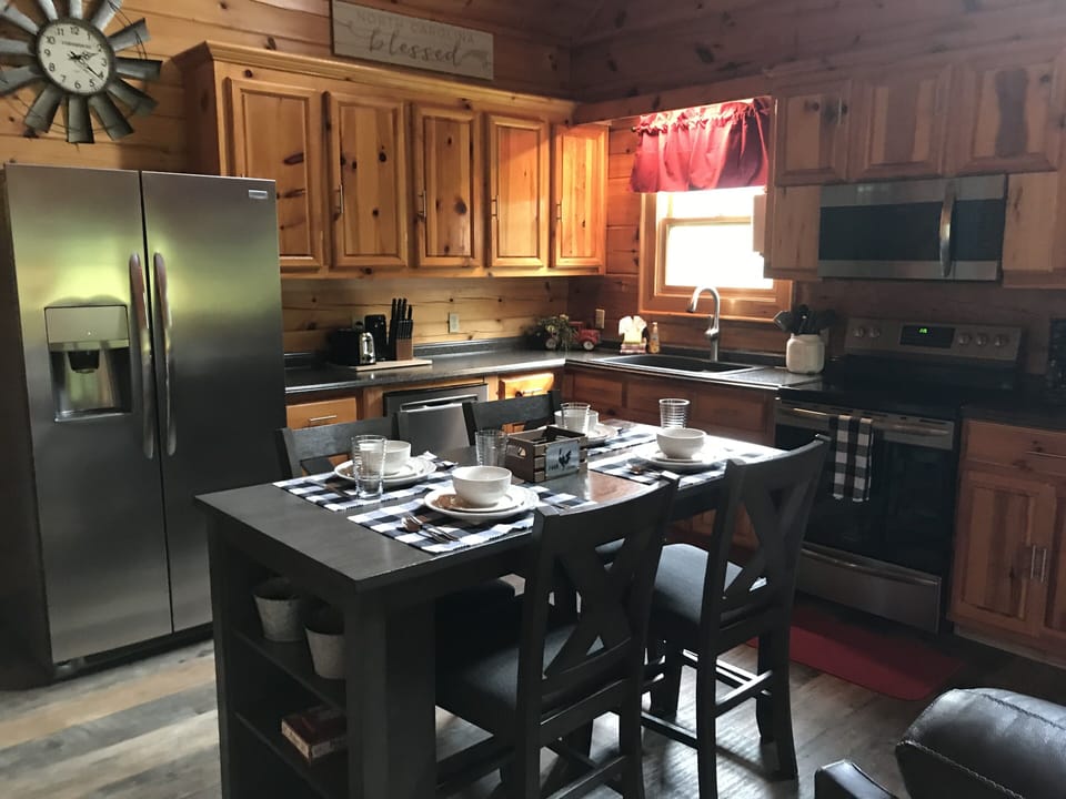 Fully Equipped Eat In Kitchen 