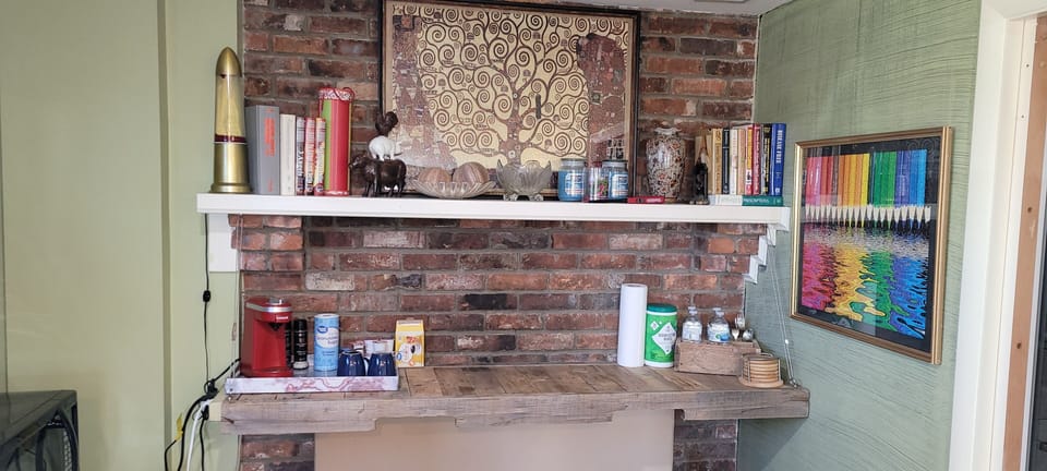 Bar area with coffee and water.