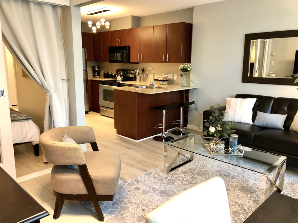 Open space concept:  Den, Living room, kitchen