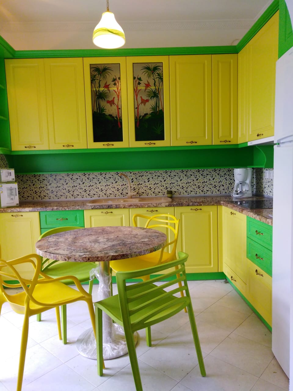 the comfortable kitchen and the dining table