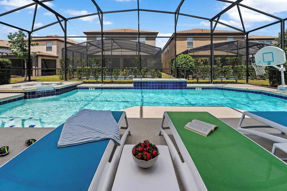 Private Pool & Patio