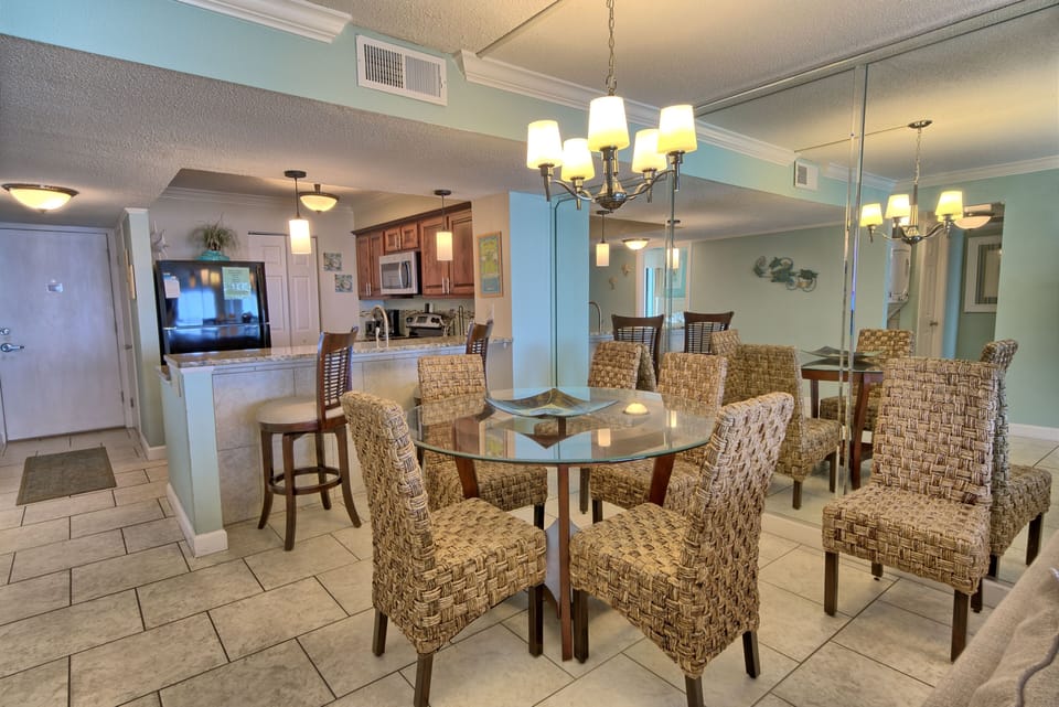 Open Dining area next to kitchen