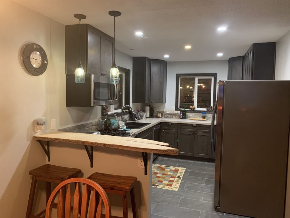 Full Kitchen #1 of 2 - With an eating bar for 2 and a dinning table for 6