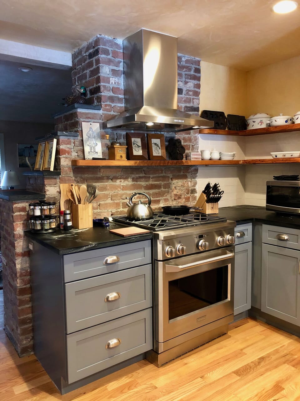 Professional kitchen appliances