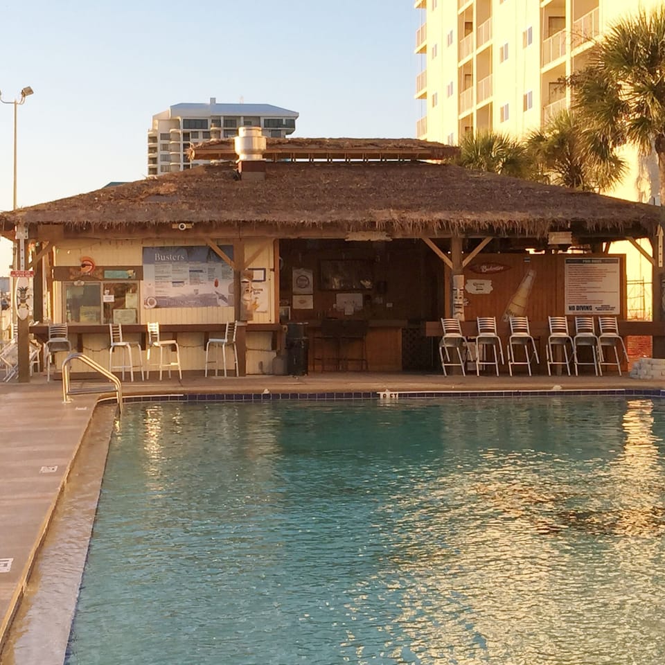 Bikini Bob's Grill & Bar between East and West Pools
