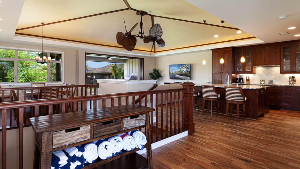 Vaulted grass cloth ceilings