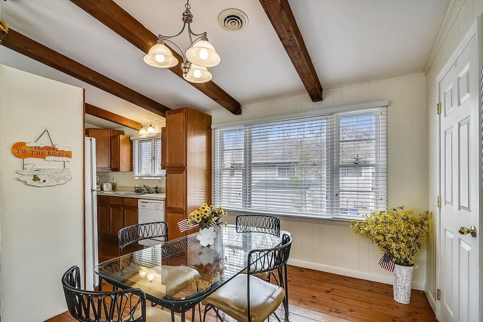 ,Dining Area,