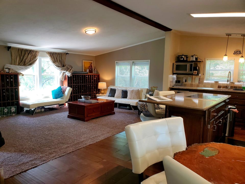 Heart room/kitchen nook