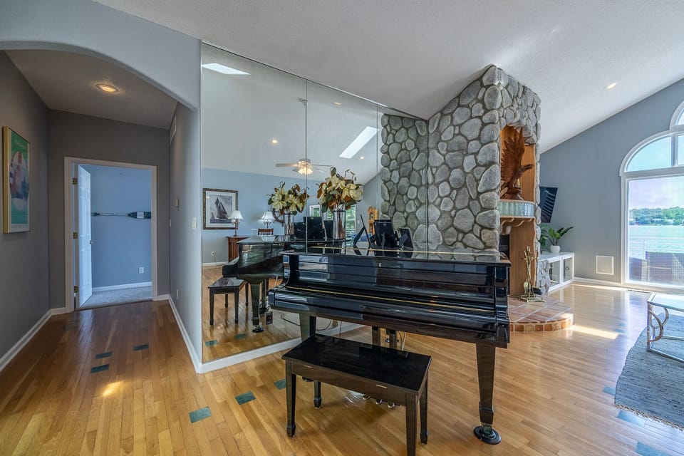 Lakeview living room