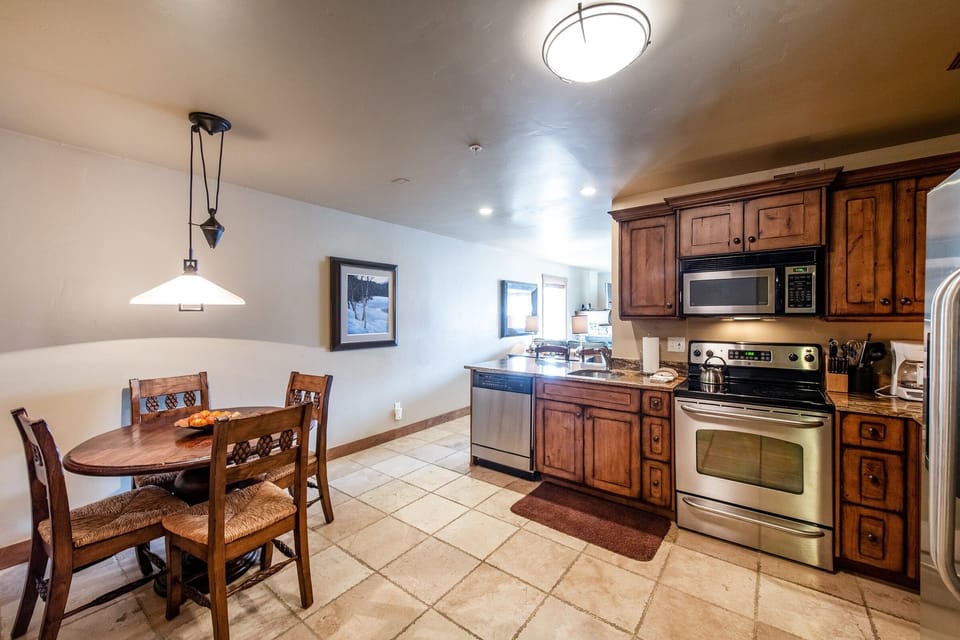 Jupiter Inn 17-Park City Resort Lodging