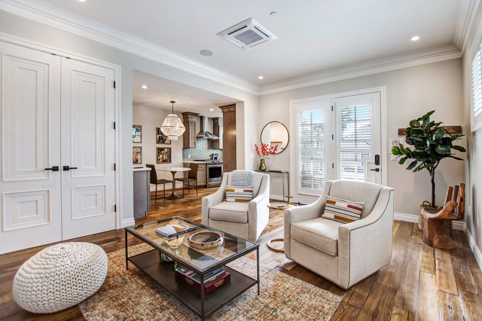 700 Sq. Ft Open Floor Plan