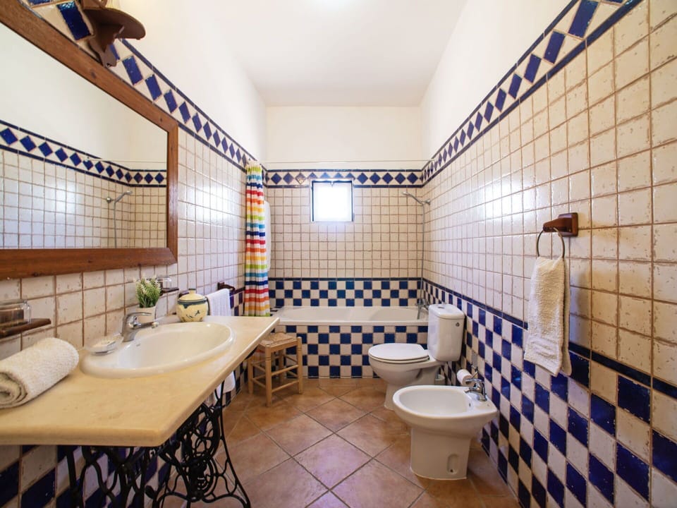 Sink, Property, Plumbing Fixture, Purple, Bathroom, Tap, Architecture, Floor, Interior Design