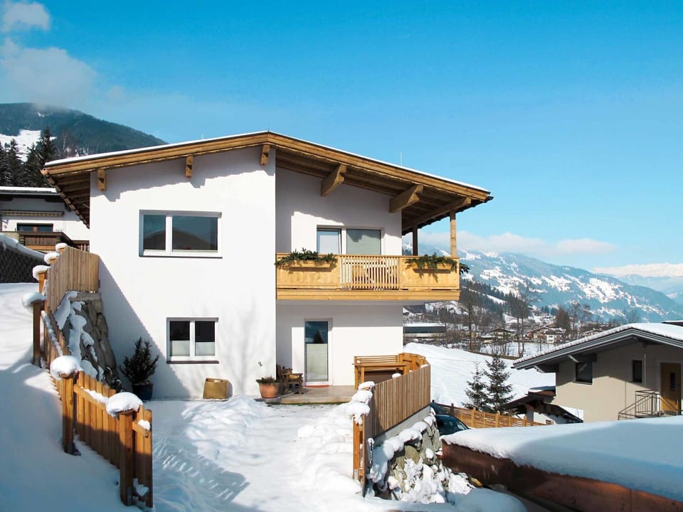 Snow, Winter, Property, House, Mountain, Real Estate, Sky, Building, Hill Station, Home