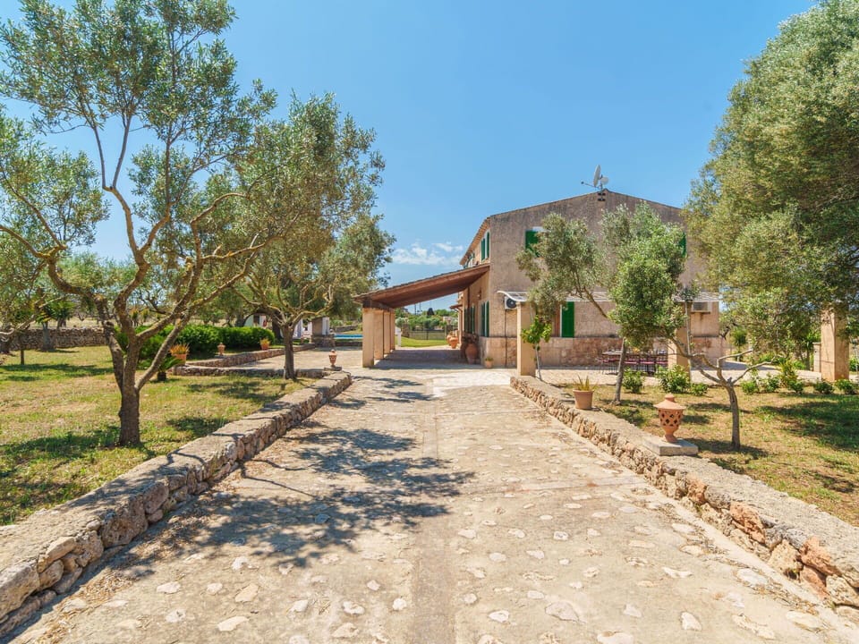 Sky, Estate, Landscaping, Shade, Driveway, Hacienda
