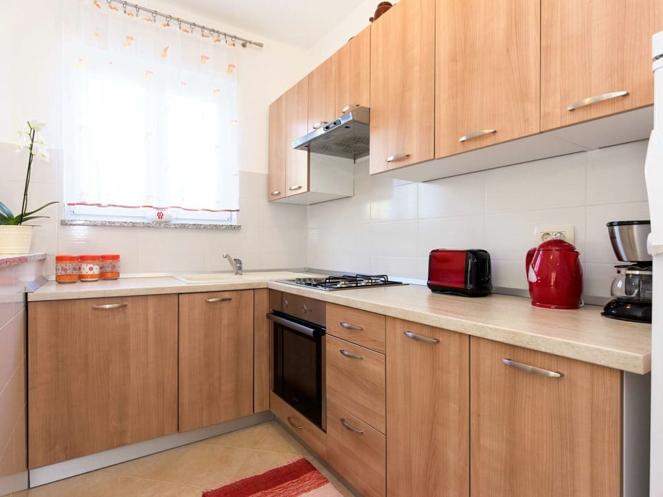Kitchen, Room, Property, Cabinetry, Countertop, Furniture, Building, Interior Design, House, Real Estate