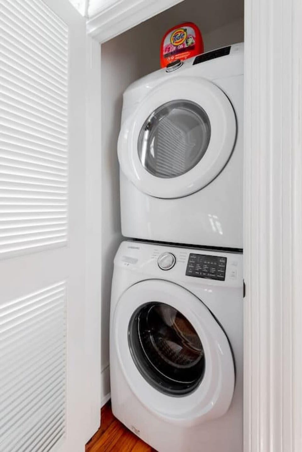 Washer + Dryer 