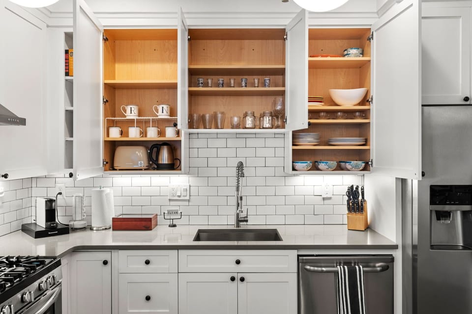 Full Kitchen