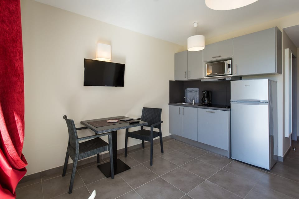 Make a snack in the kitchenette.
