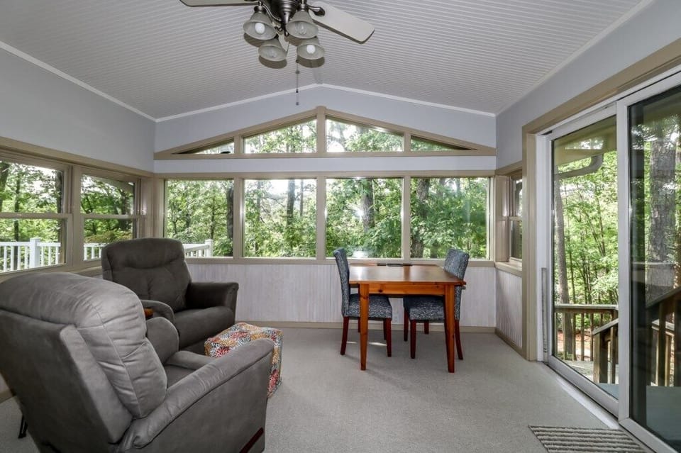 Allseasonsroomonentrylevel