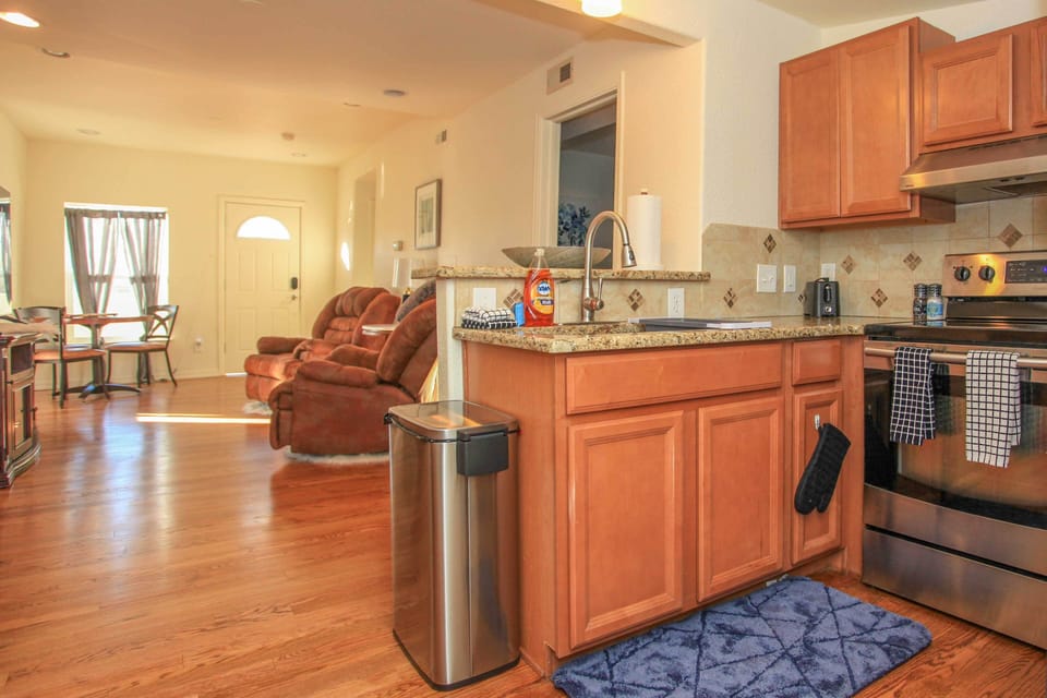 Well-Equipped Kitchen