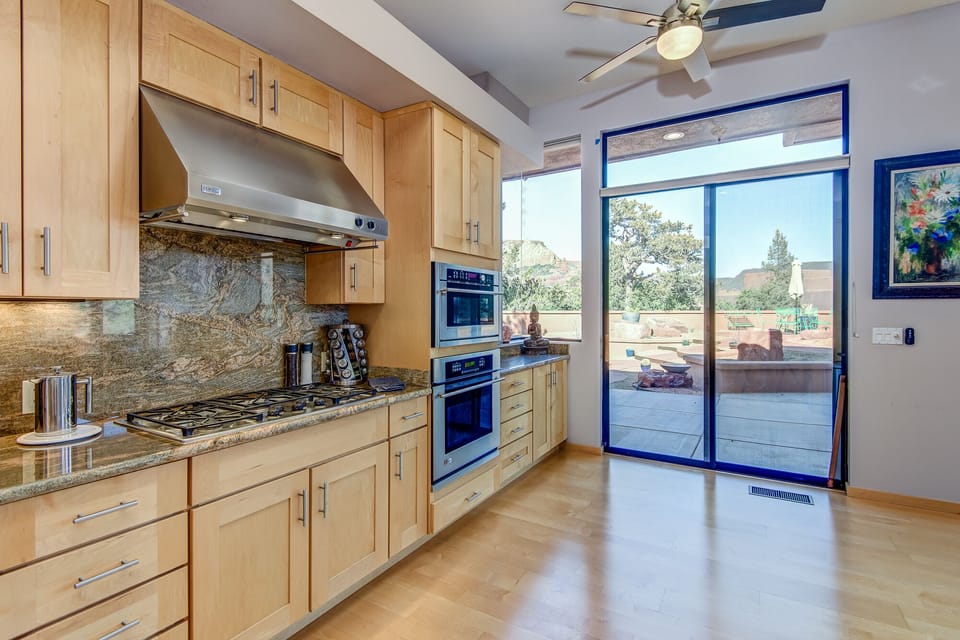 5-Burner Gas Stovetop and Convection Oven
