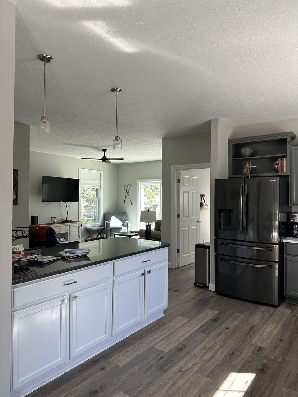 Kitchen island with seating for 4