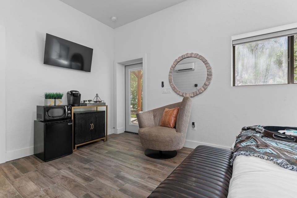 Coffee-maker and mini refrigerator