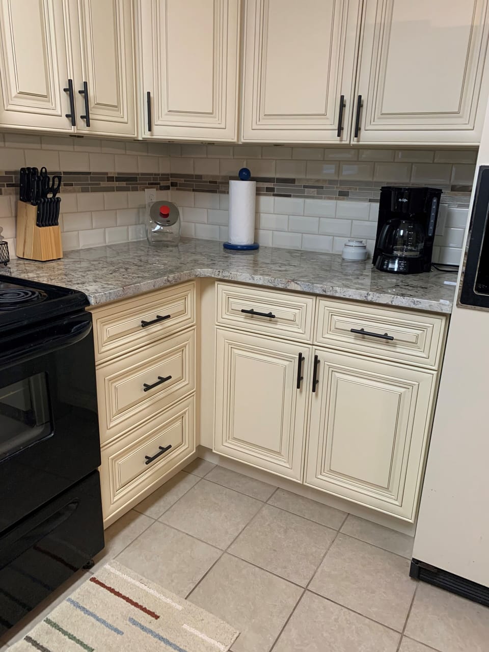 Totally remodeled kitchen with new cabinets and granite counter tops.  
