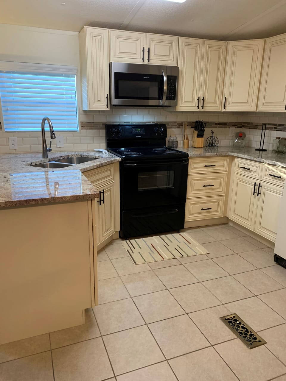 Fully stocked kitchen 
