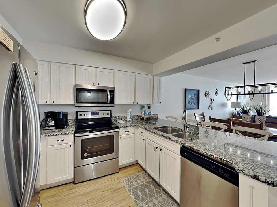 Kitchen - Modern Appliances